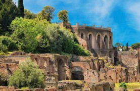 Rome: Colosseum, Roman Forum & Trajan's Market Exterior Tour