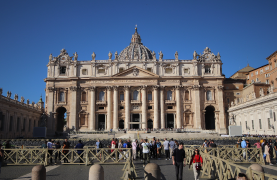 Rome: St. Peter's Basilica, Square and Grottoes Tour